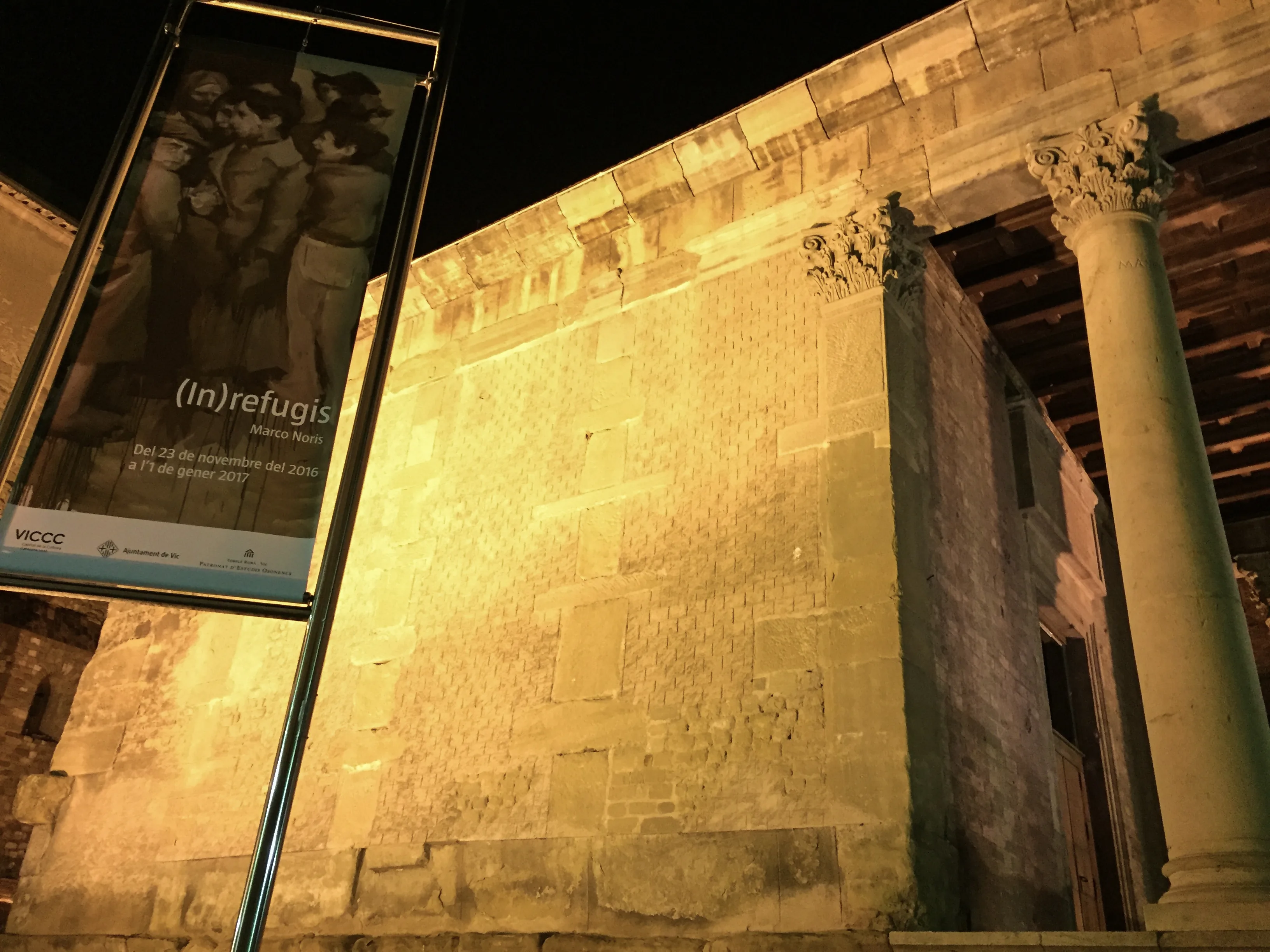 «(In)refugis» — exposició individual al Temple Romà de Vic