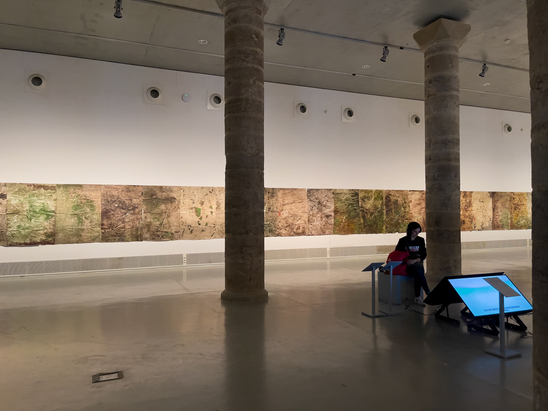 Exposició "Cossos d’aigua. Encarnacions aquoses de matèries i signes", La Panera, Lleida, 2024
